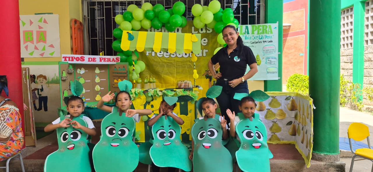 IV Festival de las frutas "ven y disfruta" en el Grado Transición